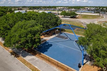 The East Orlando Beach House - image 2