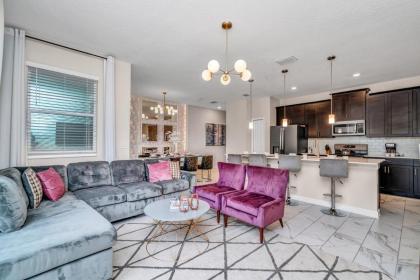 Championsgate 469 - Stylish townhouse with private plunge pool near Disney