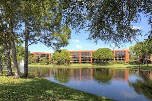 Clarion Inn Lake Buena Vista a Rosen Hotel - image 4