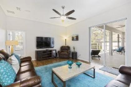 Luxury 5 Bed Pool Home - Golf Course Views 521 - image 16