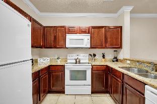 8010 tuscany way unit 3308 - image 5