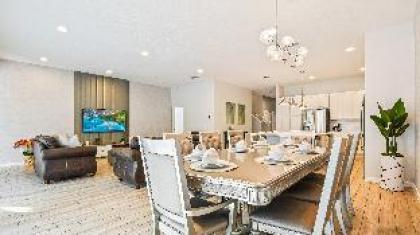 Bella Vida 12br Luxury Villa Pool Spa Disney 418 - image 6