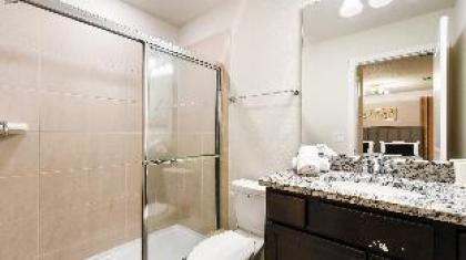 Villa Pool Spa Near Disney 10br 3237 - image 9