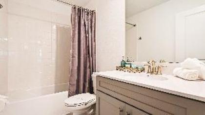 Storey Lake Fantastic Star Wars Villa With Lakeview 2913 - image 19
