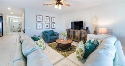 Lakeview 6BR Pool SPA Home w/ Clubhouse Waterpark - image 21