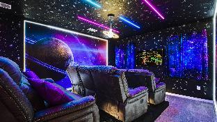 Bella Vida 12br Luxury Game Room Villa Pool Spa Disney 283 - image 7