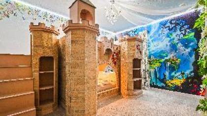 Bella Vida 12br Luxury Game Room Villa Pool Spa Disney 283 - image 8