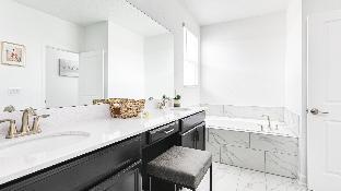 Champions Gate 5br Cozy Home With Pool 989 - image 2