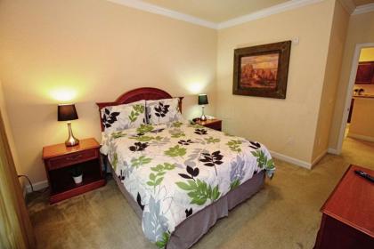 1361 Tuscana - image 3
