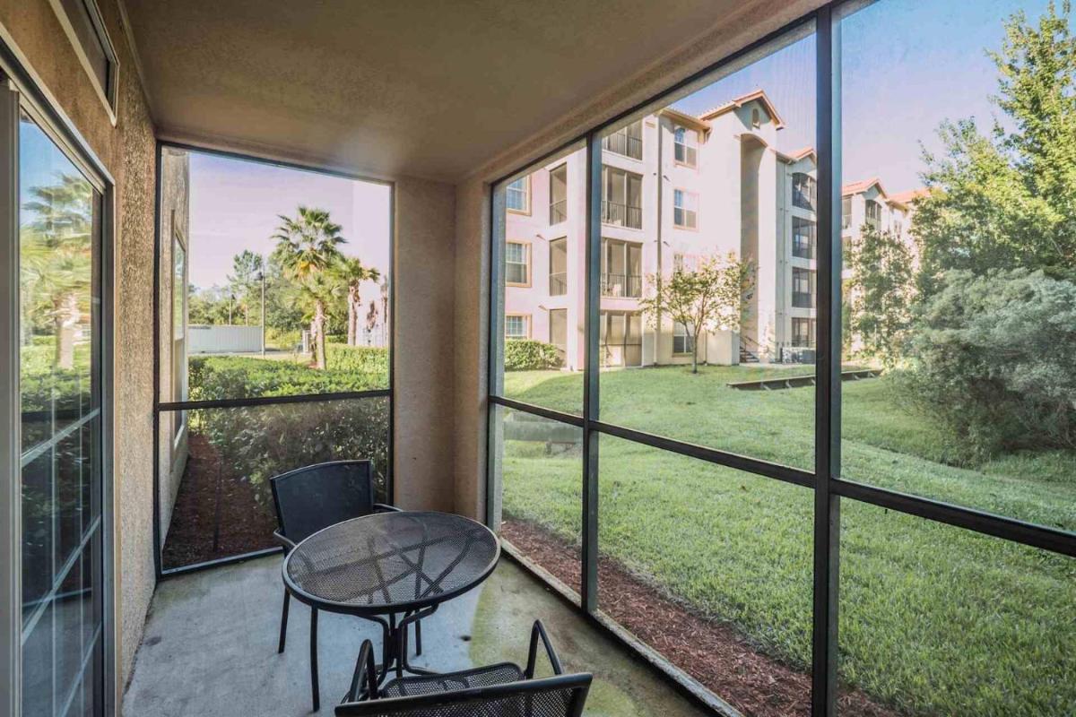 1361 Tuscana - image 5