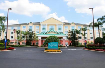 Exploria Express by Exploria Resorts - image 2