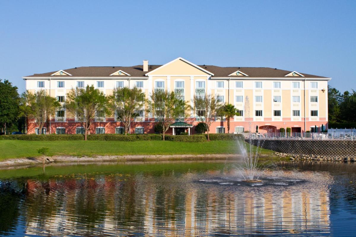 Exploria Express by Exploria Resorts - image 3
