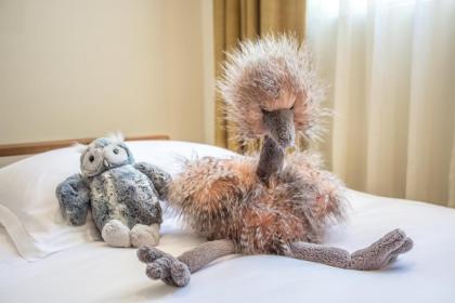 Hotel Marignan Champs-Elysees - image 12