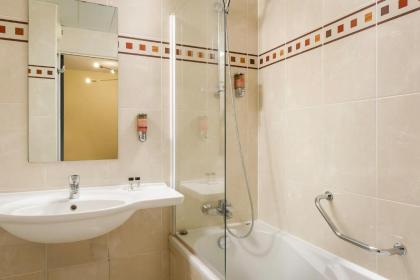 Hotel Elysee Etoile - image 16