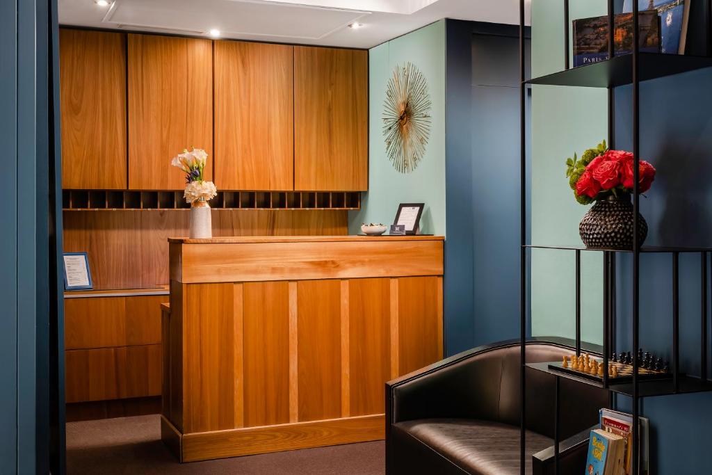 Hotel Elysee Etoile - image 3