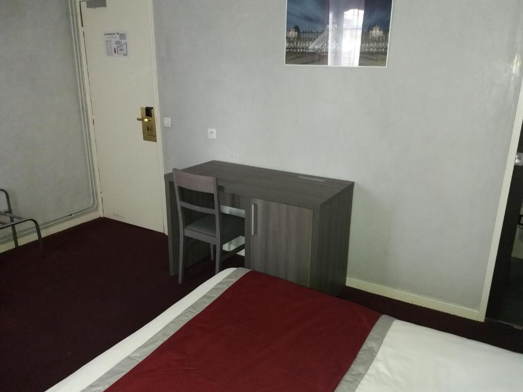 Luxor Bastille Hotel - image 6