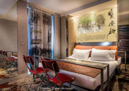 Apostrophe Hotel - image 13