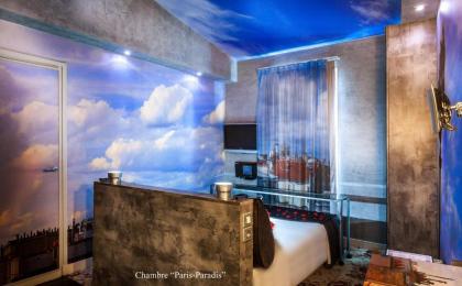 Apostrophe Hotel - image 18