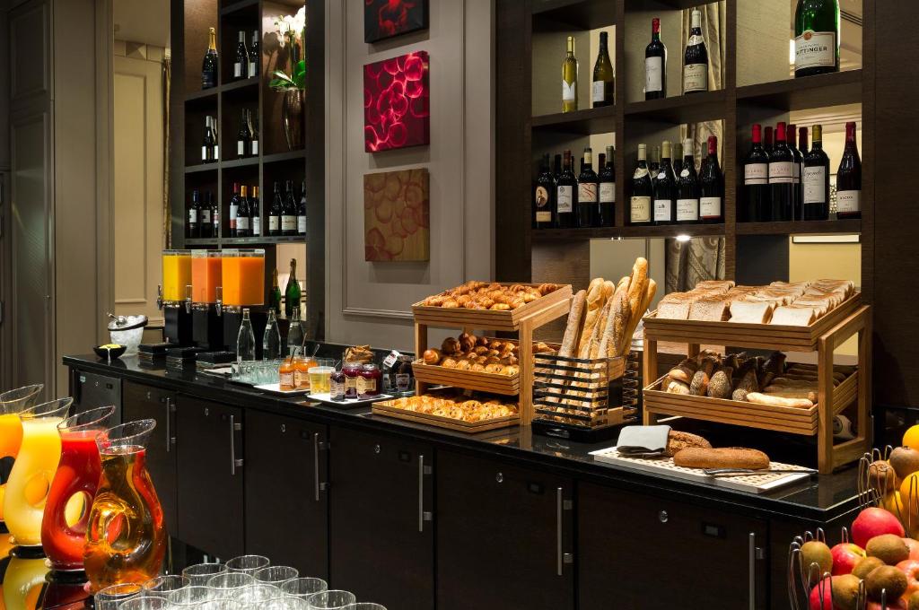 Paris Marriott Opera Ambassador Hotel - image 2