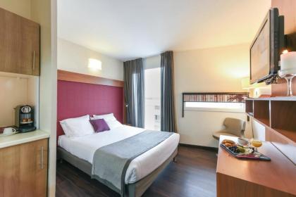 Park & Suites Prestige Paris Grande Bibliotheque - image 1