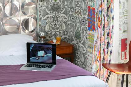 Hotel Crayon By Elegancia - image 19
