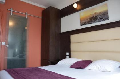 Parc Hotel - image 13