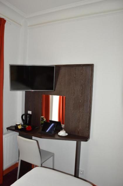 Parc Hotel - image 5