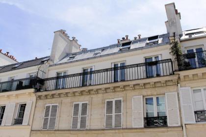 Hotel Trinite Haussmann - image 10