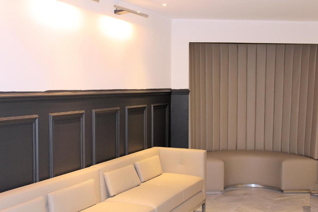 Hotel Trinite Haussmann - image 5