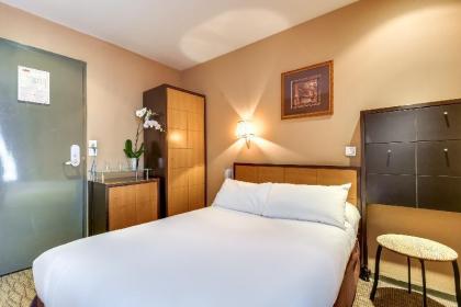 Kraft Hotel - image 11