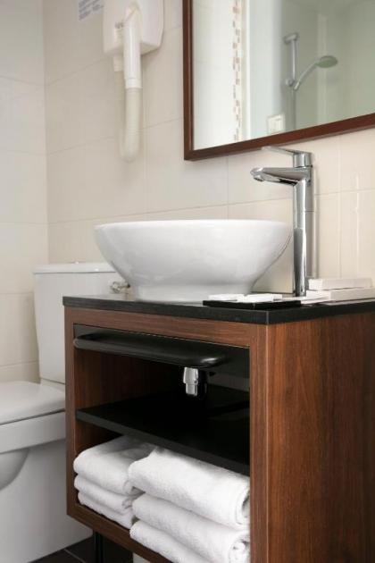Hotel Montparnasse Alesia - image 20