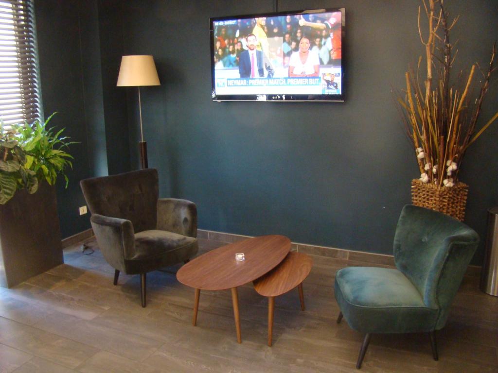 Hotel Montparnasse Alesia - image 4