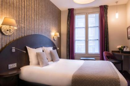 Hotel de Neuve by Happyculture - image 12