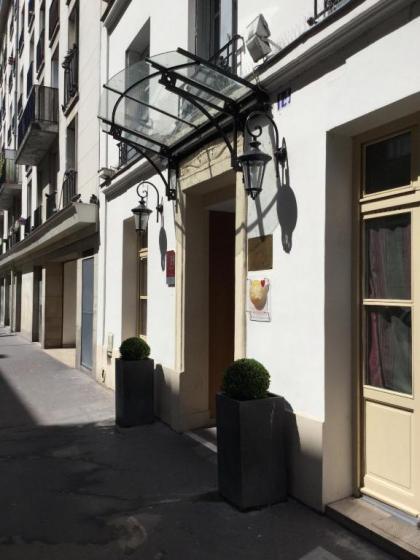 Hotel de Neuve by Happyculture - image 7