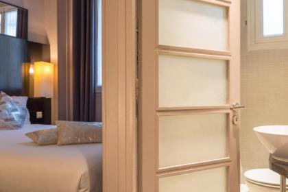 Best Western The Blake Paris Gare Saint Lazare - image 10