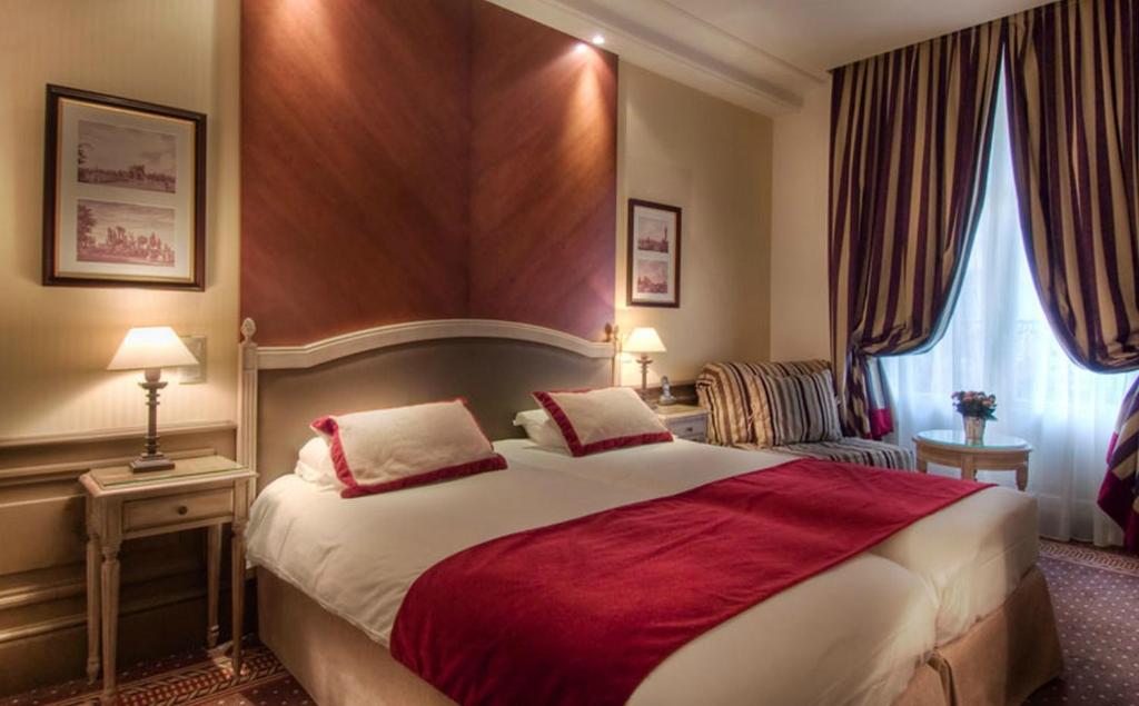 Best Western Premier Trocadero La Tour Hotel - image 7