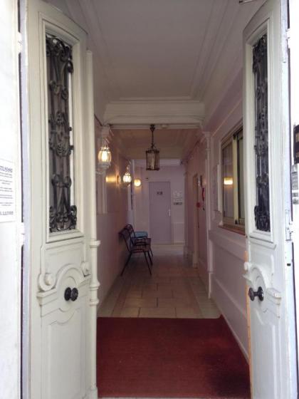 Hôtel Richard - image 10