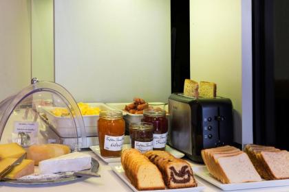 Contact Hotel Alize Montmartre - image 3