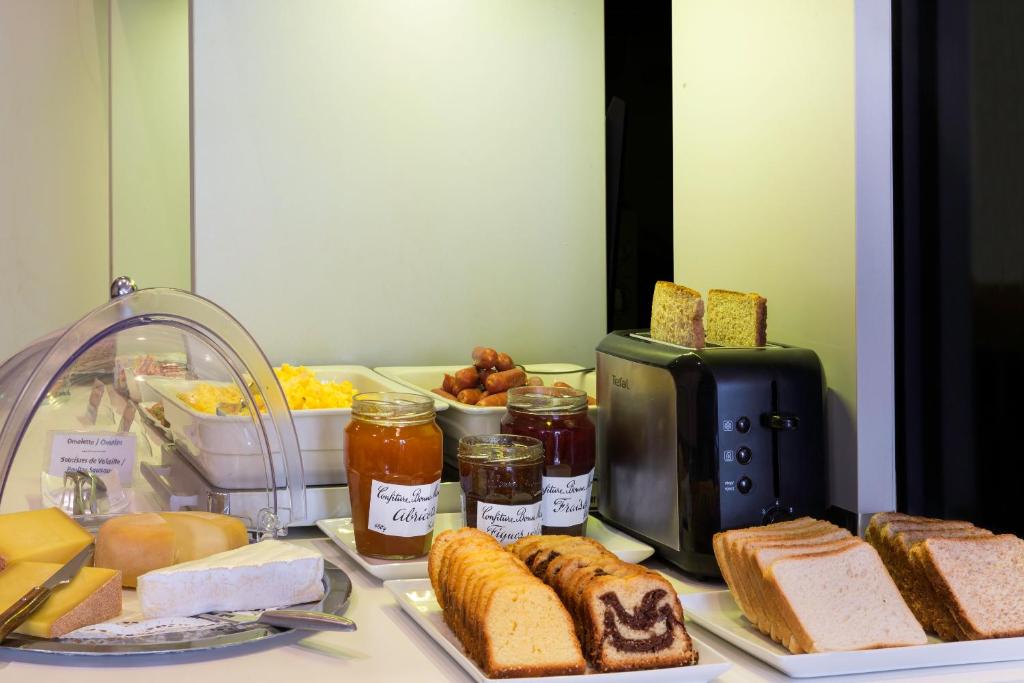 Contact Hotel Alize Montmartre - image 3