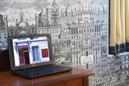 HotelHome Paris 16 - image 12