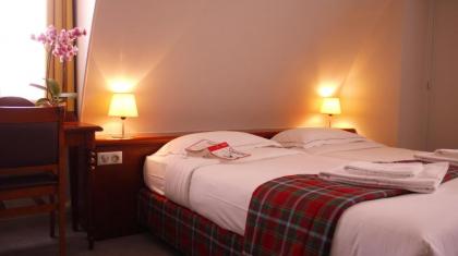 HotelHome Paris 16 - image 19