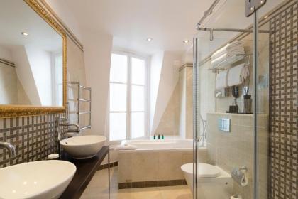 Hotel Ares Eiffel - image 10