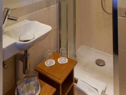 Hotel de Saint Germain - image 12