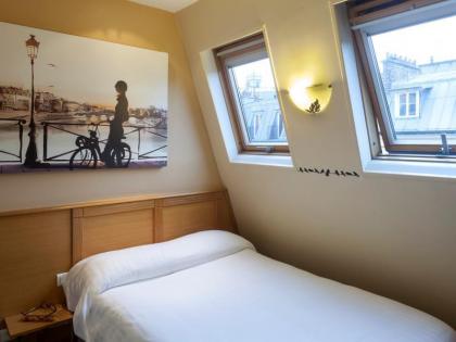 Hotel de Saint Germain - image 18