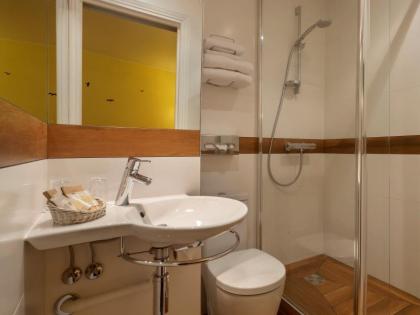 Hotel de Saint Germain - image 4