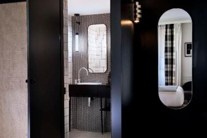Hotel Flanelles Paris - image 5