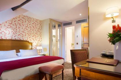 Hotel Queen Mary - image 13