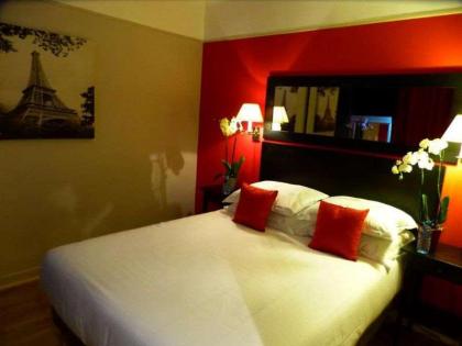 Tamaris Hotel - image 15