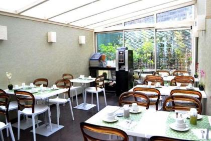 Tamaris Hotel - image 5