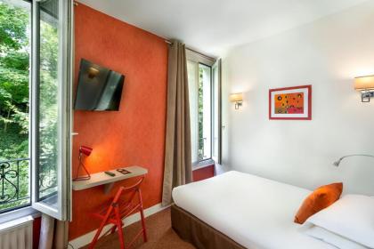 Porte De Versailles Hotel - image 11